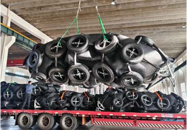 Pneumatic Rubber Fenders Ready for Shipment Pneumatic Rubber Fenders Ready for Shipment